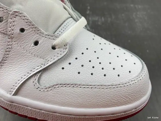 1st Kicks Shoes White Varsity Jordan 1 705329-101 Red Low Retro 0516